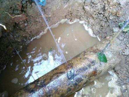白塔楼顶漏水维修公司分享下漏水检测的原理